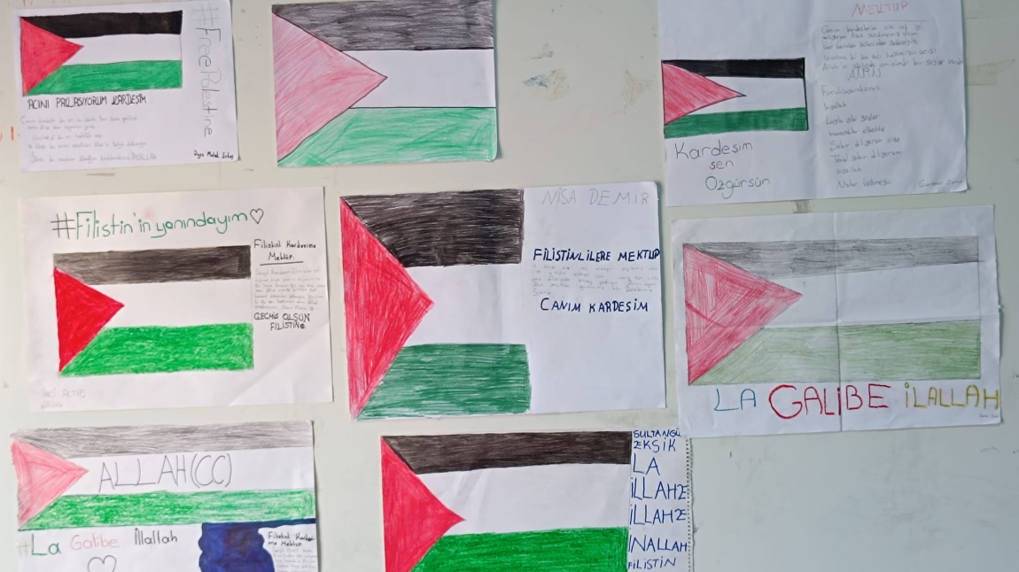 Öğrencilerimizin Kardeş Filistin'e Destek Çalışması 